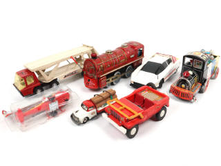 Lot 86 - DIVERS (7)