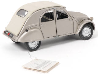 Lot 51 - FRANKLIN MINT (USA) (1)