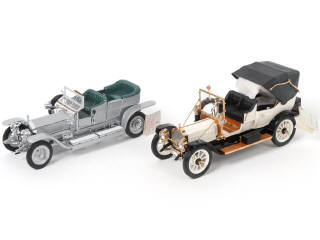 Lot 55 - FRANKLIN MINT (USA) (2)