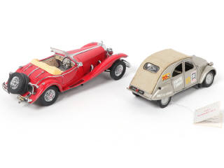 Lot 58 - FRANKLIN MINT (USA) (2)