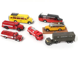 Lot 96 - DIVERS (7)