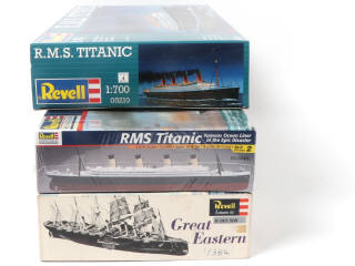 Lot 21 - REVELL (ALLEMAGNE) (3)
