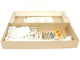 Lot 19 - REVELL (ALLEMAGNE) (1)