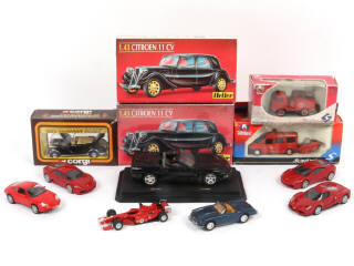 Lot 111 - DIVERS (12)