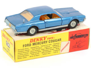 Lot 303 - DINKY TOYS (GB) (1)