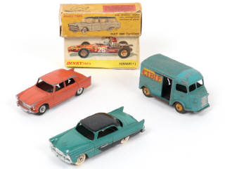 Lot 336 - DINKY TOYS (FRANCE) (5)
