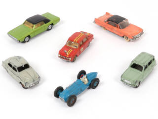 Lot 337 - DINKY TOYS (FRANCE) (6)