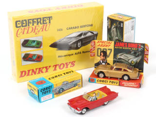 Lot 206 - CORGI TOYS (GB) (2)