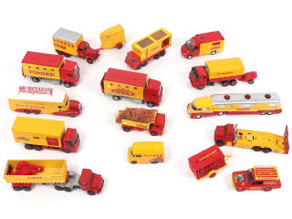 Lot 4 - DIVERS (16)
