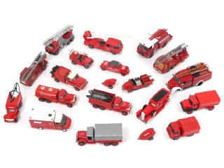 Lot 12 - DIVERS (20)