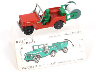 Lot 32 - MAJORETTE (FRANCE) (1)