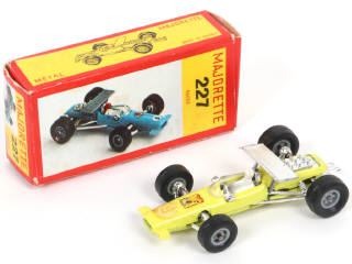 Lot 15 - MAJORETTE (FRANCE) (1)