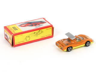 Lot 143 - MAJORETTE (FRANCE) (1)