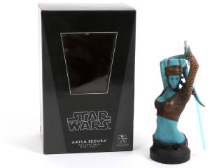 Lot 67 - GENTLE GIANT (CHINE) (1)