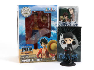 Lot 227 - DIVERS (3)