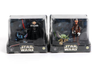 Lot 215 - WALT DISNEY PRODUCTIONS (USA) (6)