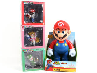 Lot 82 - JAKKS PACIFIC (USA) (4)