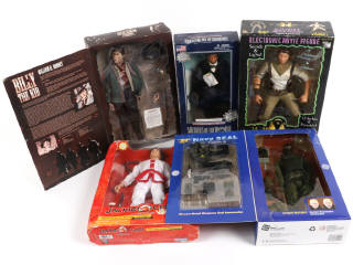 Lot 315 - DIVERS (5)