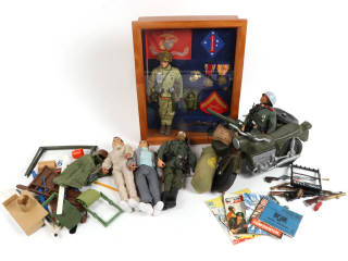 Lot 318 - DIVERS (7)