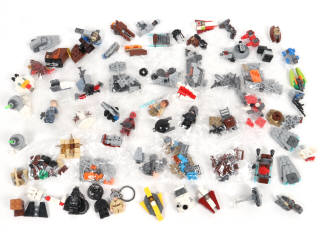 Lot 141 - LEGO (DANEMARK) (1)