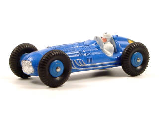 Lot 550 - DINKY TOYS FRANCE (1)