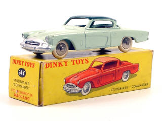 Lot 581 - DINKY TOYS FRANCE (1)