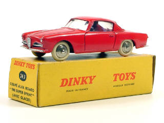 Lot 571 - DINKY TOYS FRANCE (1)