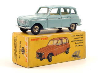 Lot 607 - DINKY TOYS FRANCE (1)