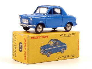 Lot 573 - DINKY TOYS (FRANCE) (1)