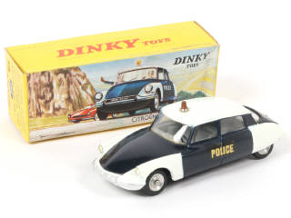 Lot 557 - DINKY TOYS (FRANCE) (1)