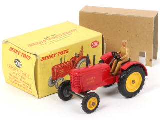 Lot 643 - DINKY TOYS (GB) (1)