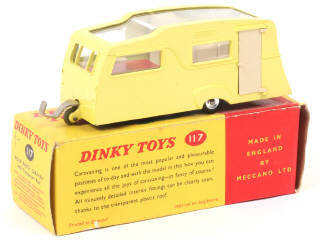 Lot 638 - DINKY TOYS (GB) (1)