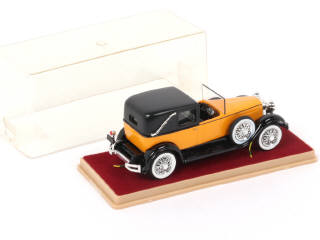 Lot 414 - ELEGANCE (FRANCE) (1)