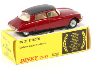 Lot 564 - DINKY TOYS (FRANCE) (1)