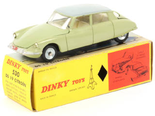 Lot 558 - DINKY TOYS (FRANCE) (1)