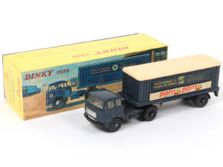 Lot 615 - DINKY TOYS (FRANCE) (1)