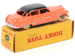 Lot 522 - DINKY TOYS (FRANCE) (1)