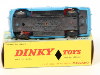 Lot 495 - DINKY TOYS (FRANCE) Série POCH (1)