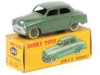 Lot 521 - DINKY TOYS (FRANCE) (1)