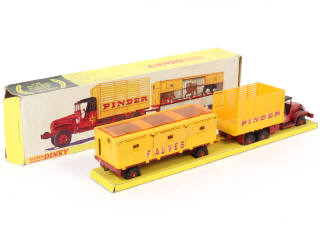 Lot 622 - DINKY TOYS (FRANCE) (1)