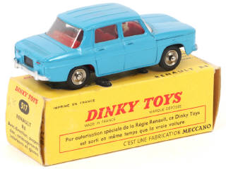 Lot 535 - DINKY TOYS (FRANCE) (1)