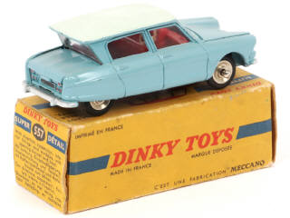 Lot 551 - DINKY TOYS (FRANCE) (1)
