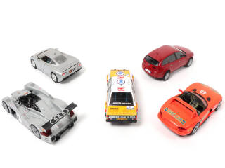 Lot 96 - DIVERS (5)