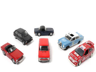 Lot 121 - DIVERS (6)