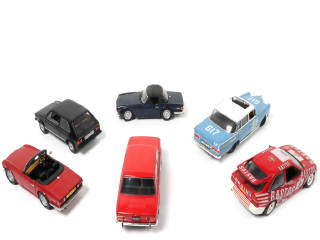 Lot 121 - DIVERS (6)