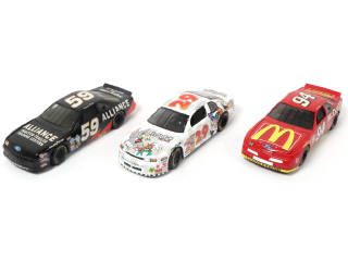 Lot 50 - DIVERS (3)