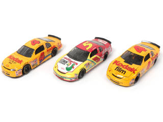 Lot 52 - DIVERS (3)