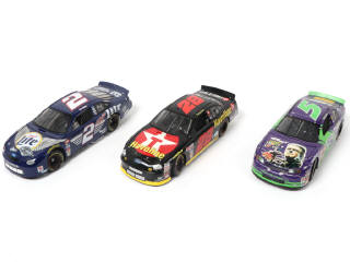 Lot 55 - DIVERS (3)