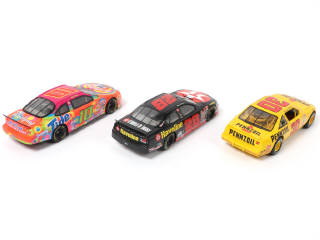 Lot 56 - DIVERS (3)