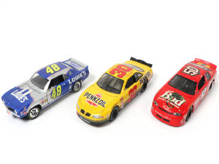 Lot 57 - DIVERS (3)